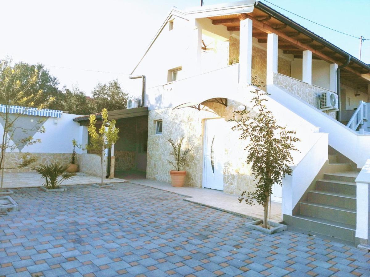 Villa Skalinada Vir Exterior foto